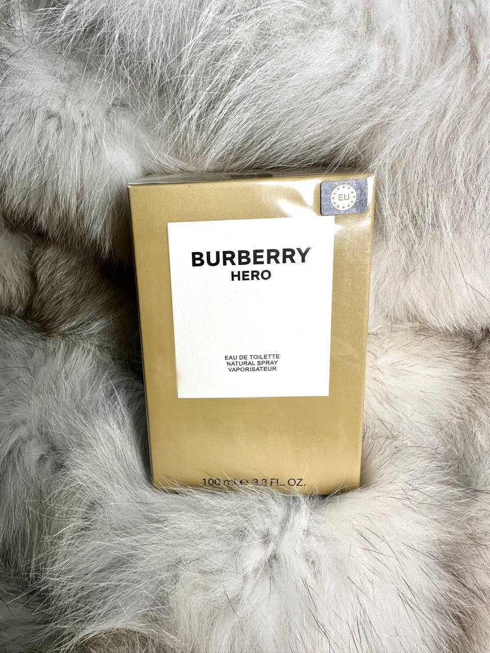 Burberry Hero For Men Eau De Toilette 3.4oz / 100ml